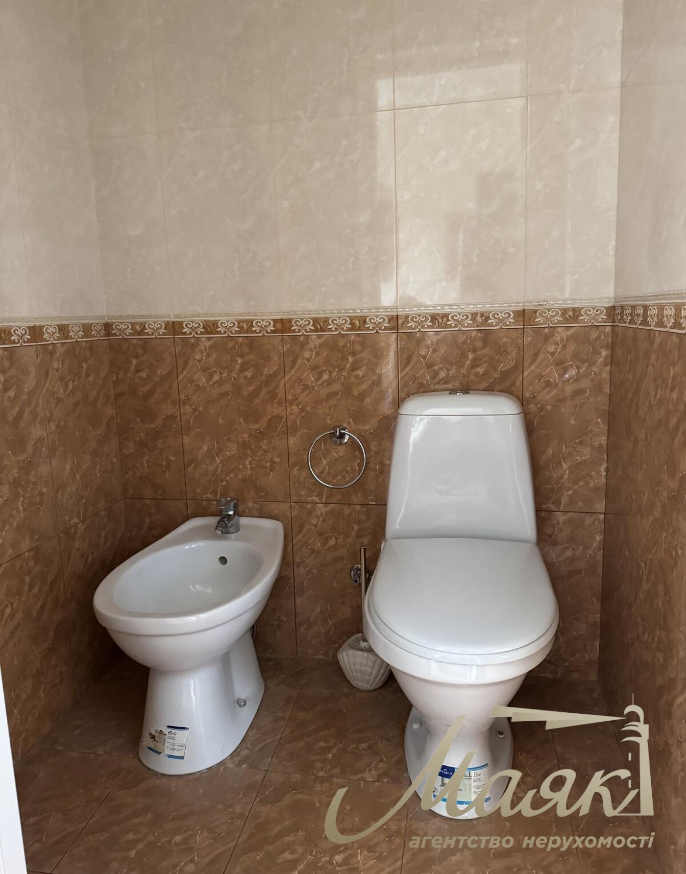 Оренда будинку 310м2 у селі Ходосівка