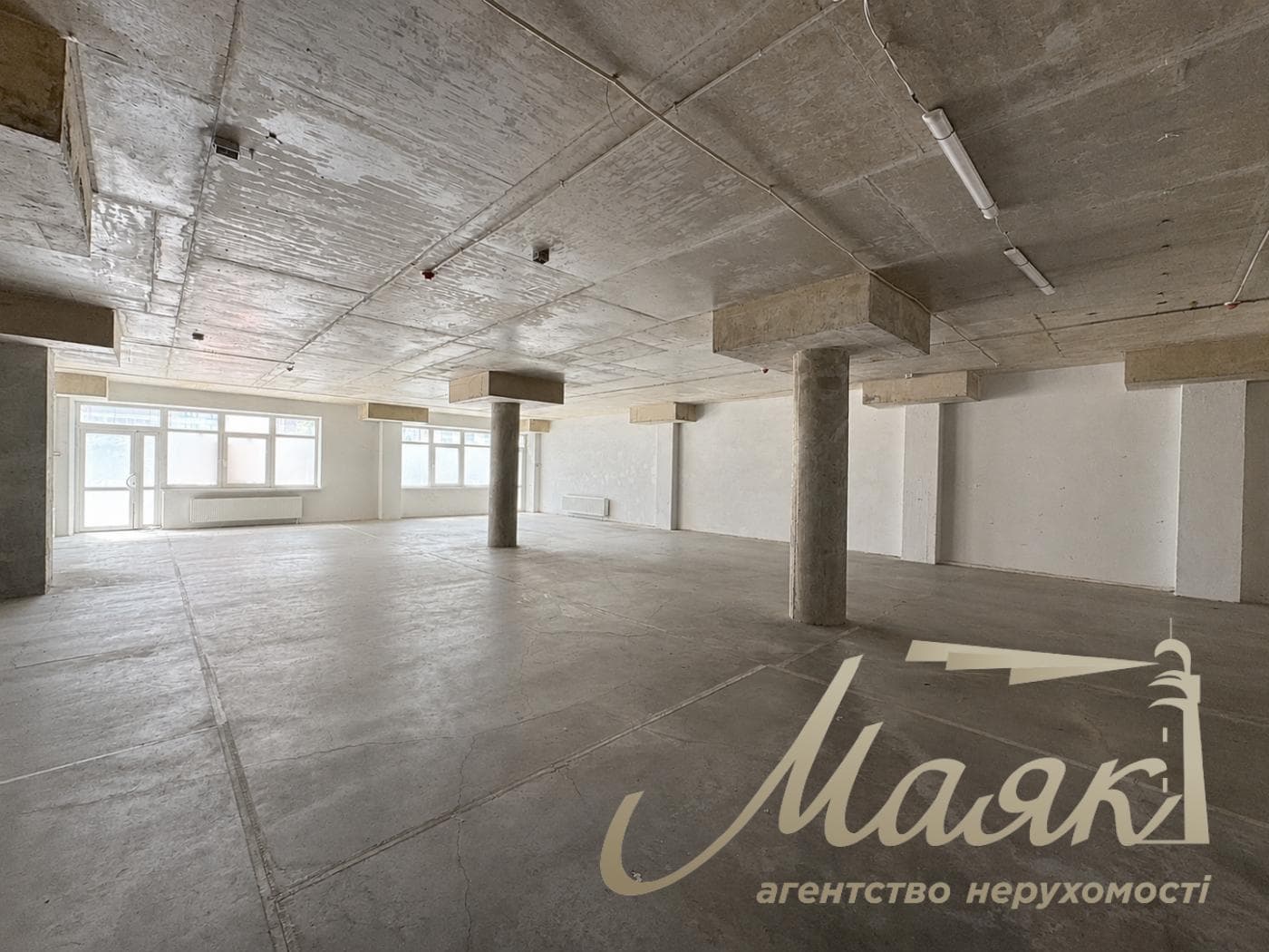 Продаж фасаду 215м2, Новопечерські Липки, Драгомирова, 20А
