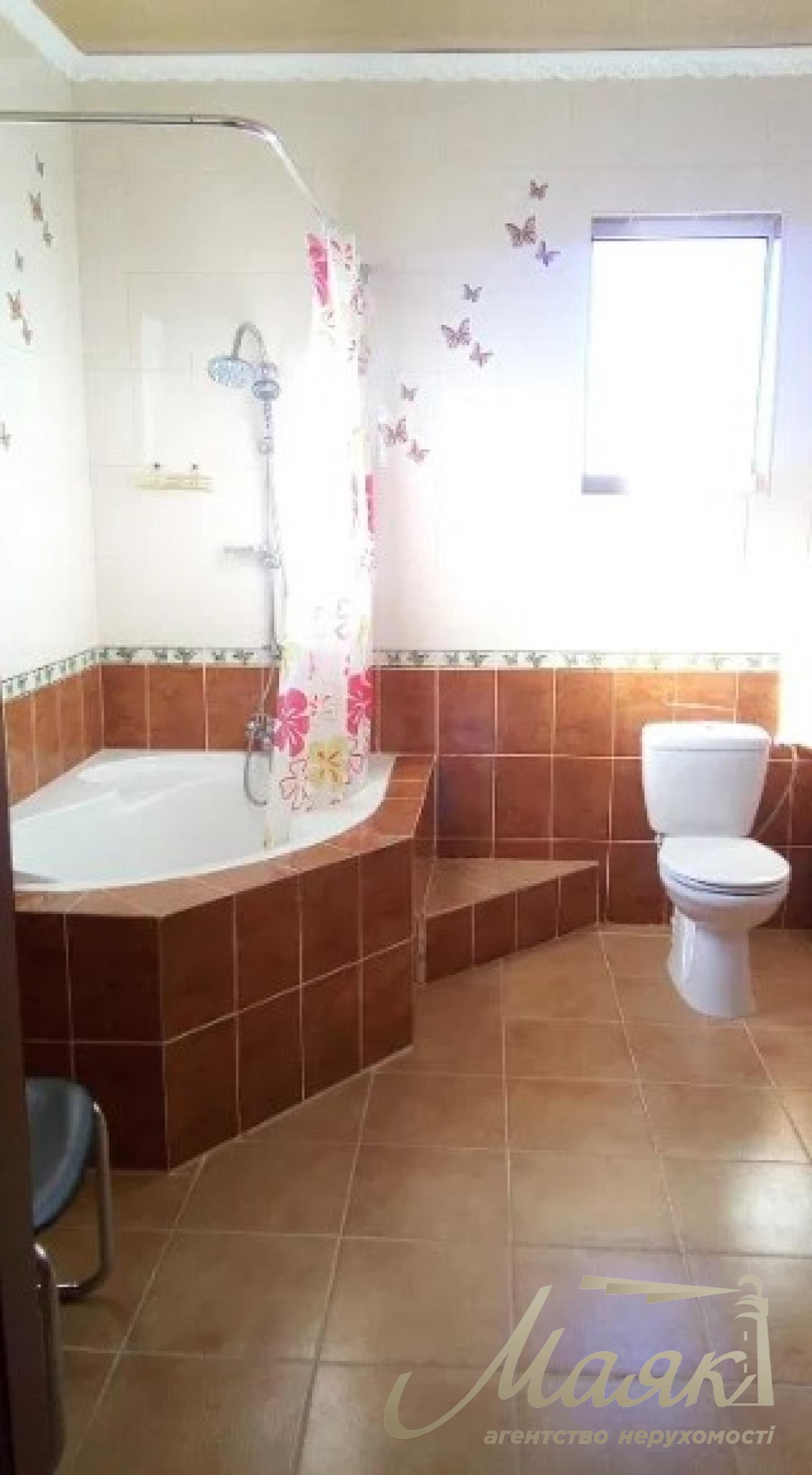 House for rent in the village of Khotov (Feofaniya) 260 m²