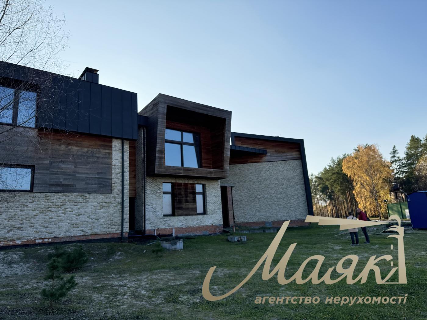 Продаж будинку в елітному КМ Сонячна долина, Романків