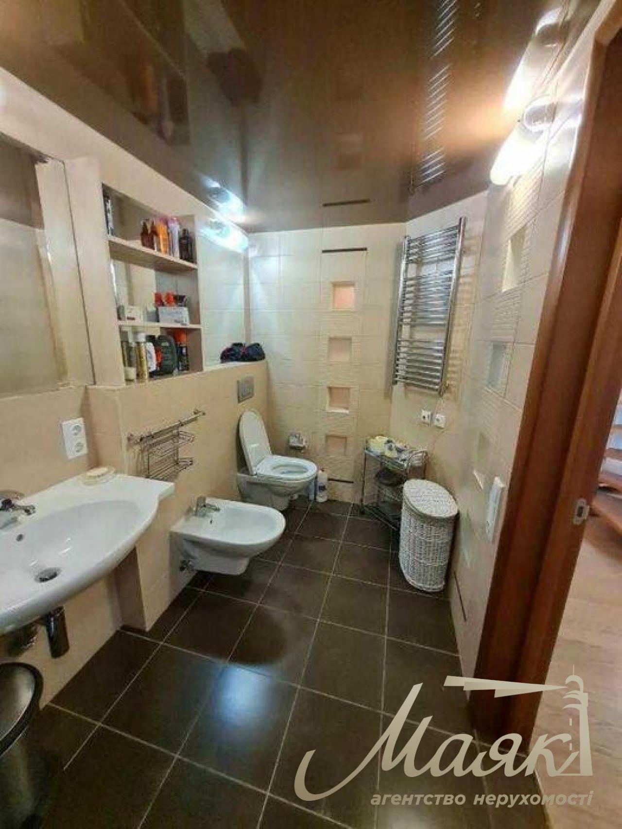 Sale two-level apartment Khreshchatyk