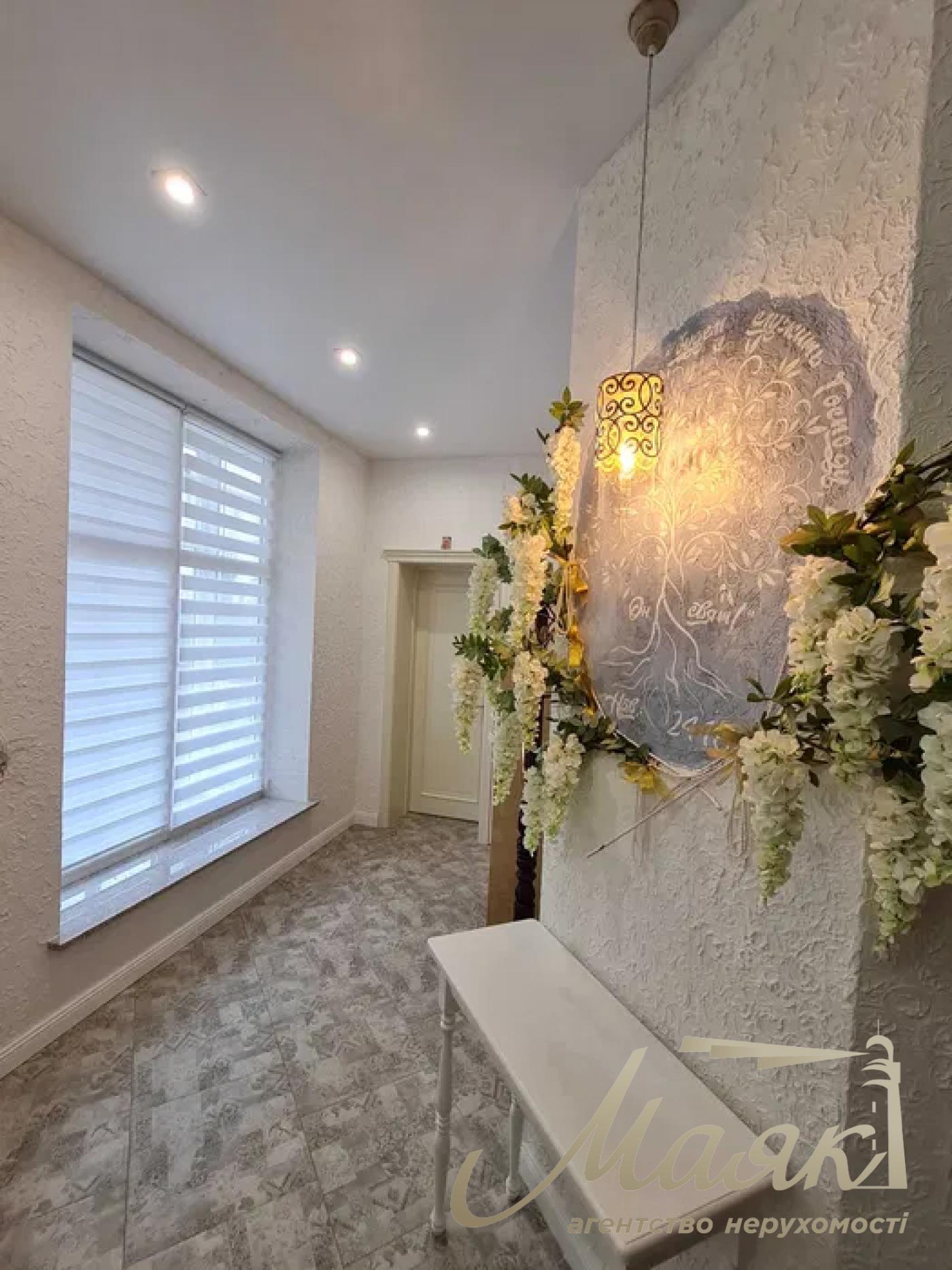 Sale of 3-storey house 240 sq.m. Obolon. Kyiv.