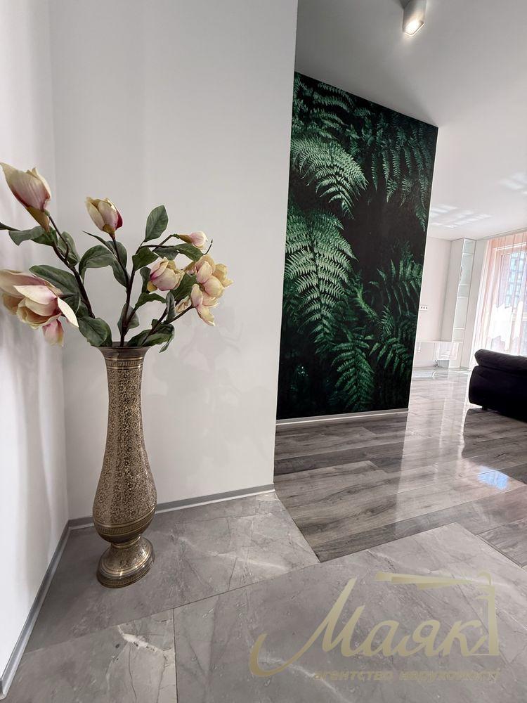 Rent 2-bedroom apartment 90 m2 LCD New York, New York, Antonovicha str. 74