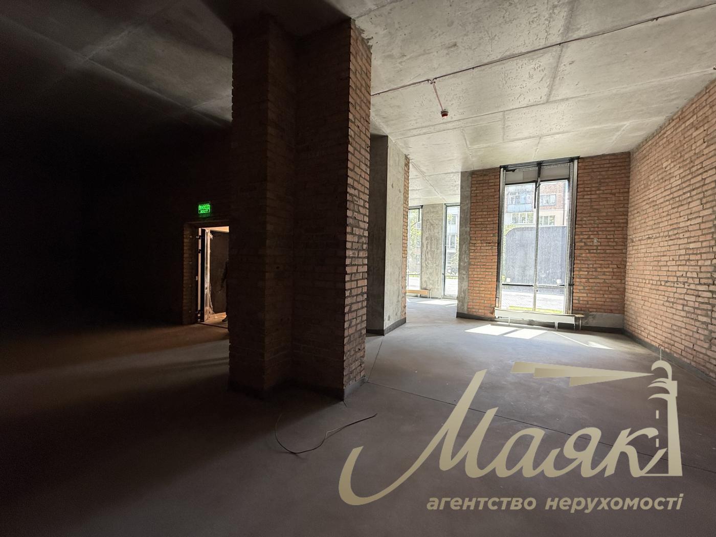 Оренда фасадного 110м2 приміщення ЖК Трініті вул. Тютюнника, 39/2