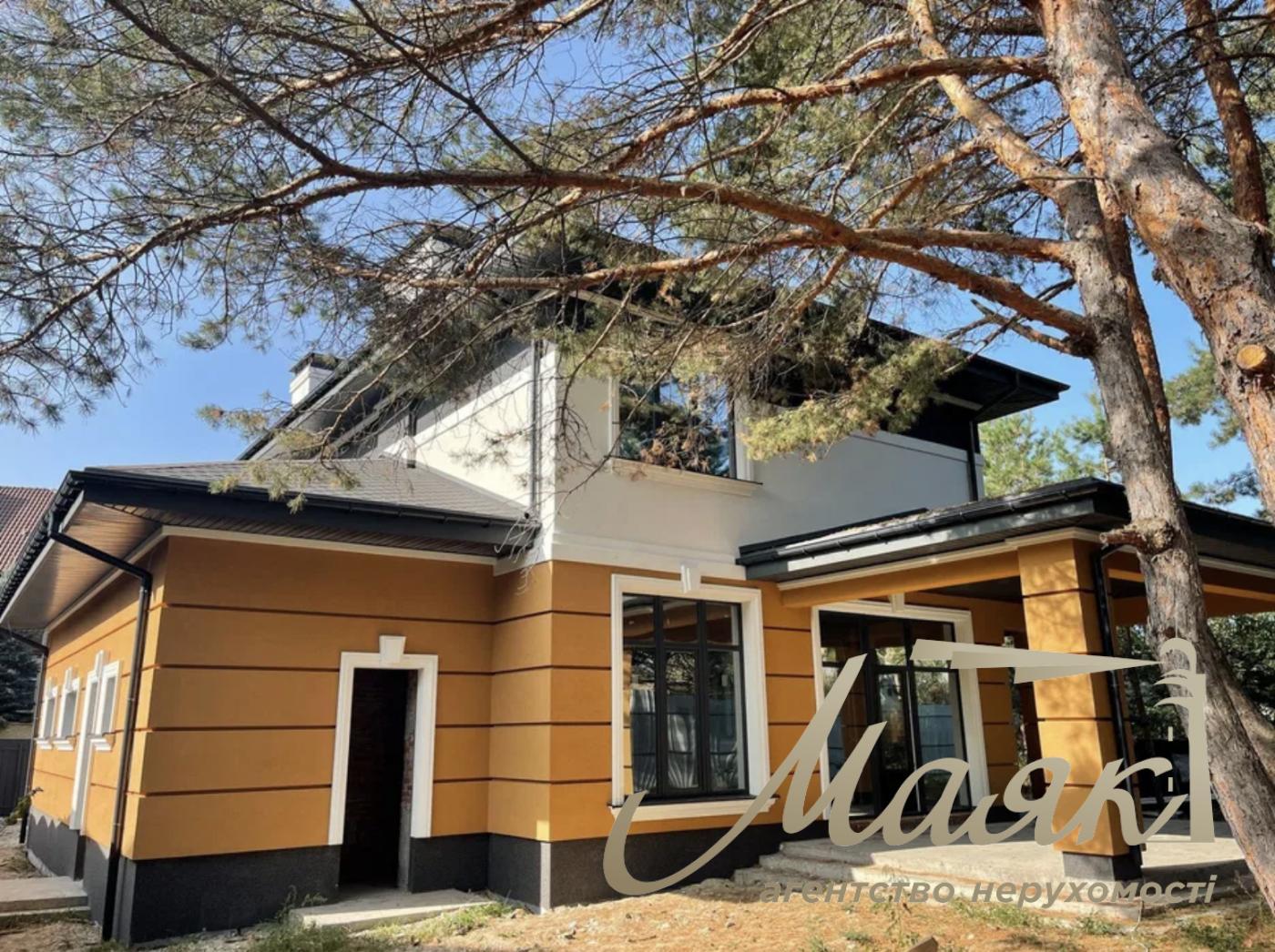 Продаж будинку 350м2 с.Козин. Б.Дамба-2 км. Сучасний будинок з басейном на ділянці з соснами!