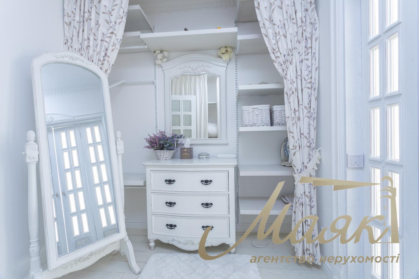 Продаж 3 кімнатної квартири в ЖК Park Avenue, пр-т Голосіївський