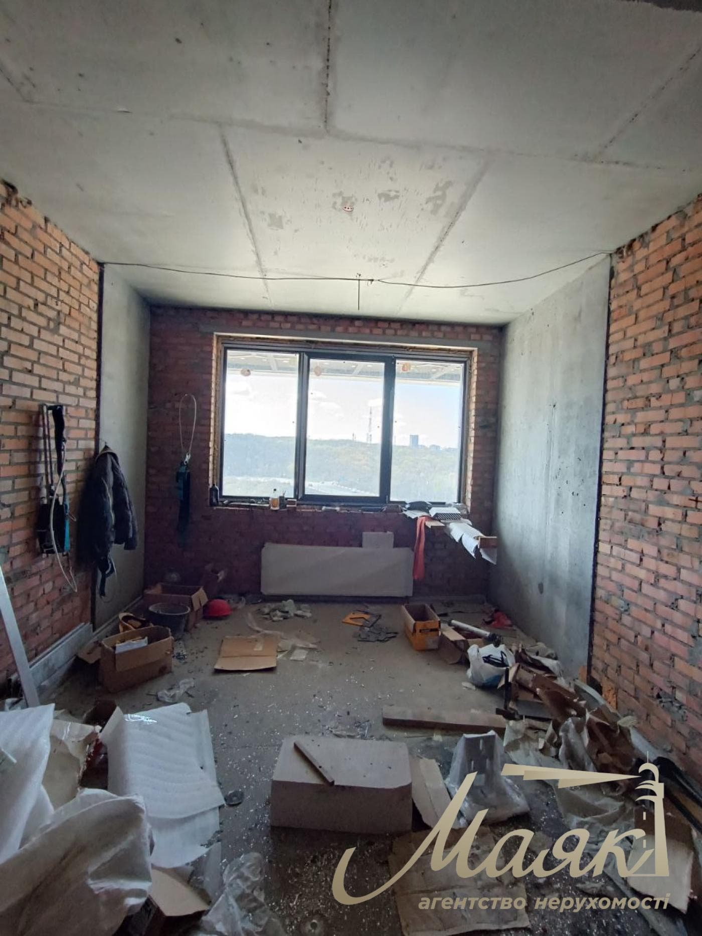 Продаж 3-к квартири в ЖК Едельвейс, Печерськ, Звіринецька