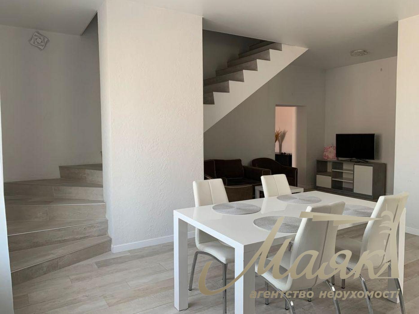 Продажа 2х-этажного таунхауса 150м2 в с.Вита литовская (Чапаевка) Голосеевский район, Киев/Козин