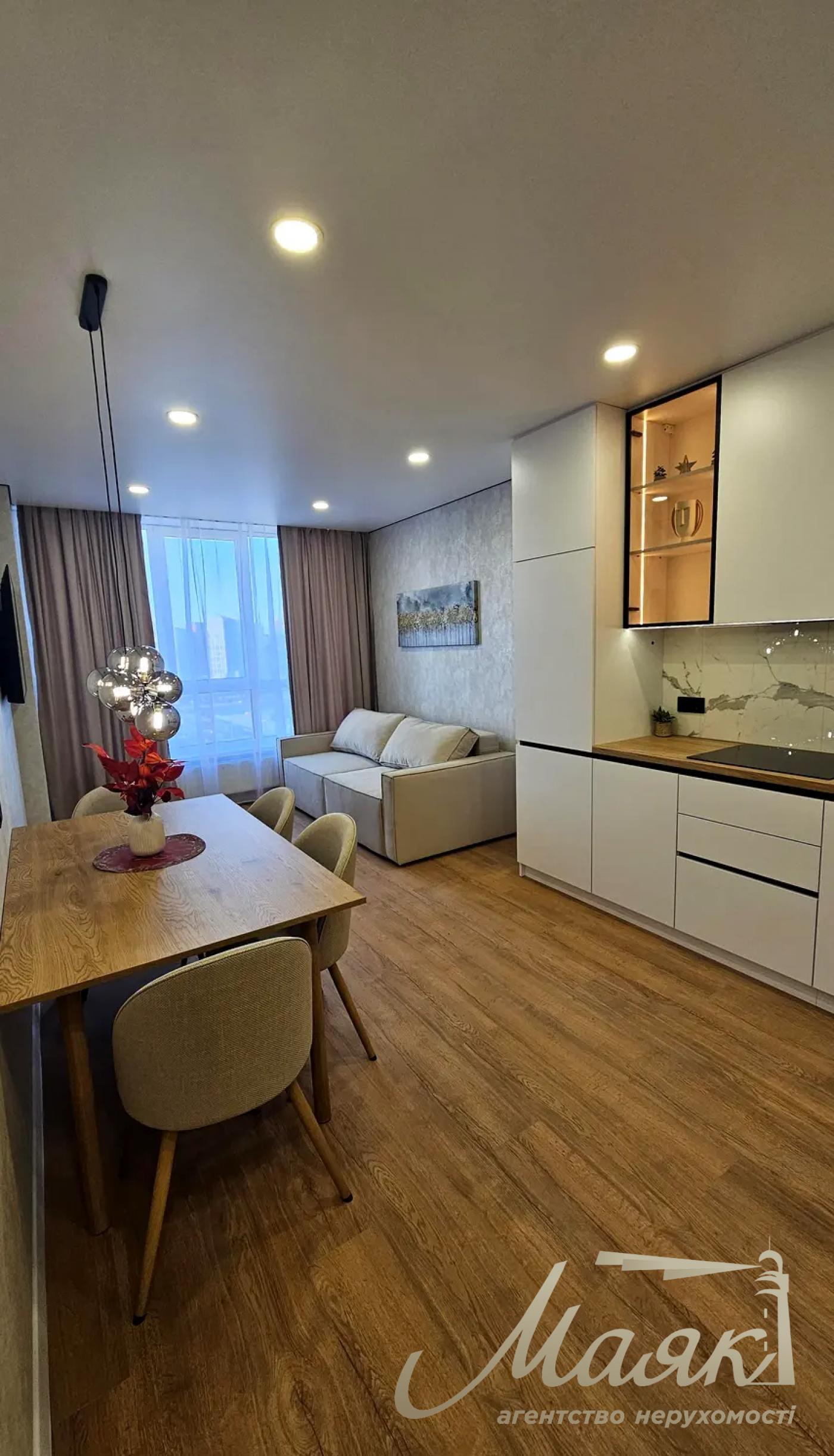 Продаж 1-к кімнатної квартири ЖК Варшавський-2, Виноградар, Поділ