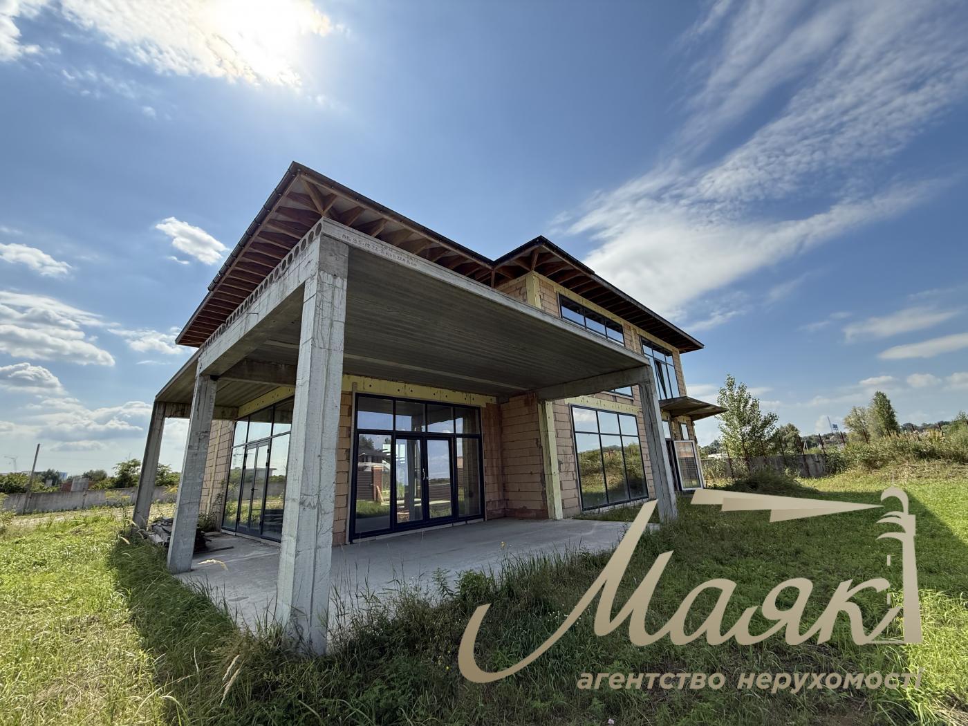 Продажа дома в КГ «Ясный Хутор» — 467 м² с. Ходосовка, терраса, балконы, панорамный вид