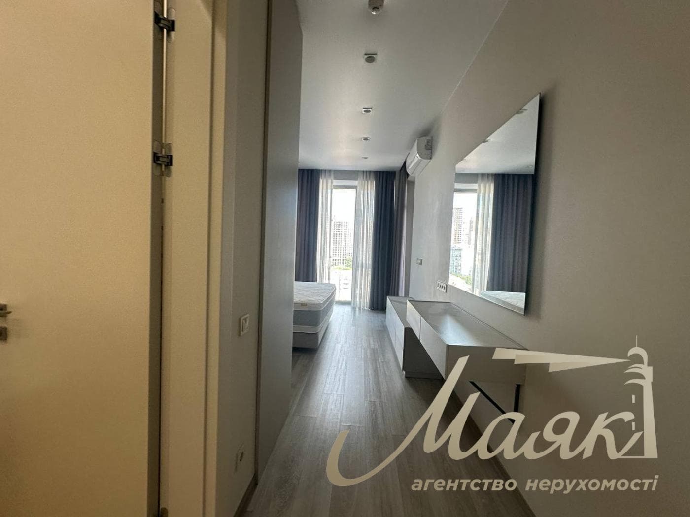 Оренда 2-кімнатної квартири у ЖК «Atlantic Residences», вул. Антоновича, 118, «Палац України».