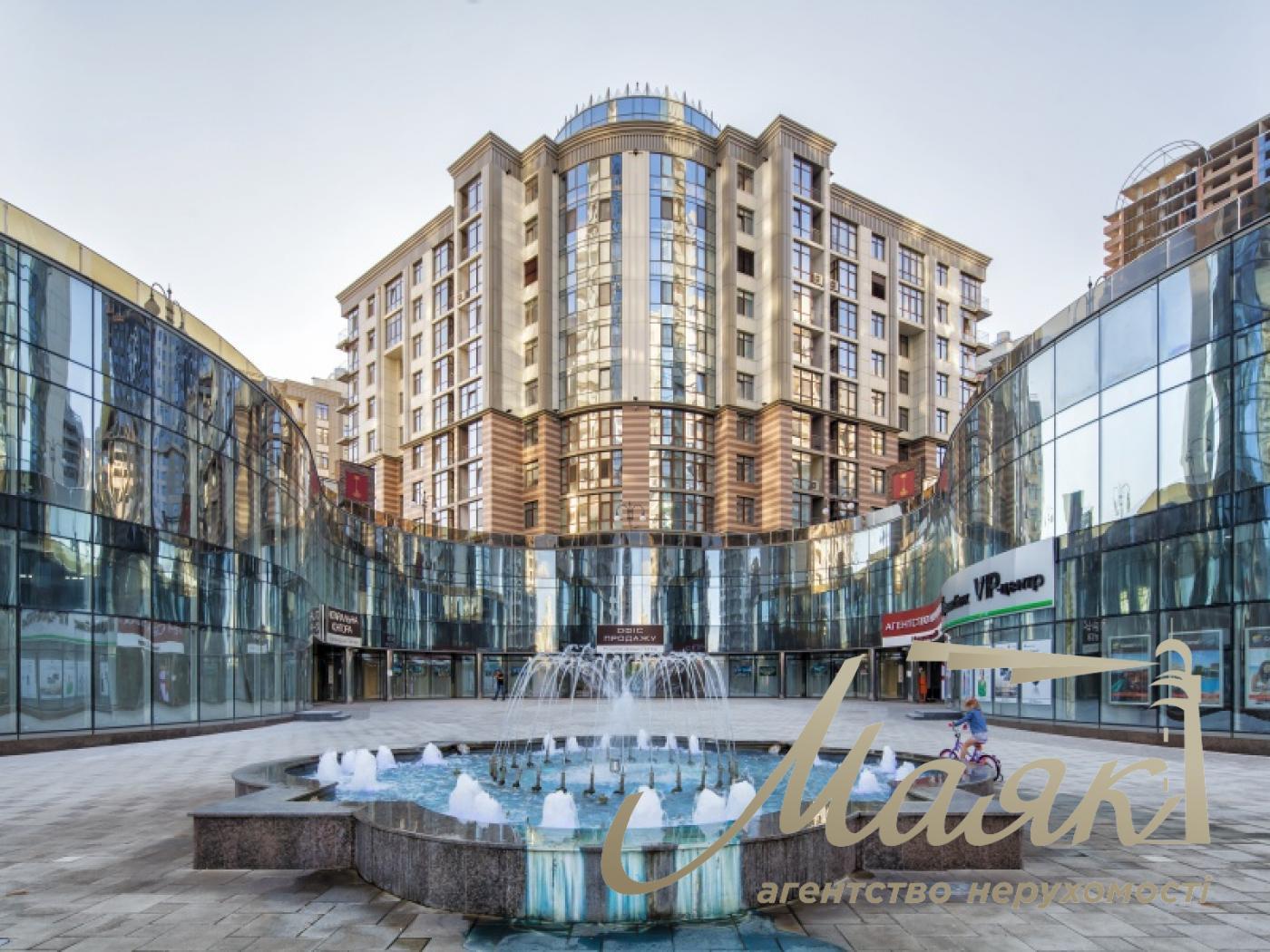 Sale of apartment/penthouse with view in residential complex Novopecherskie Lipki, Andreya Verkhoglyada street, Pechersky district, Kyiv