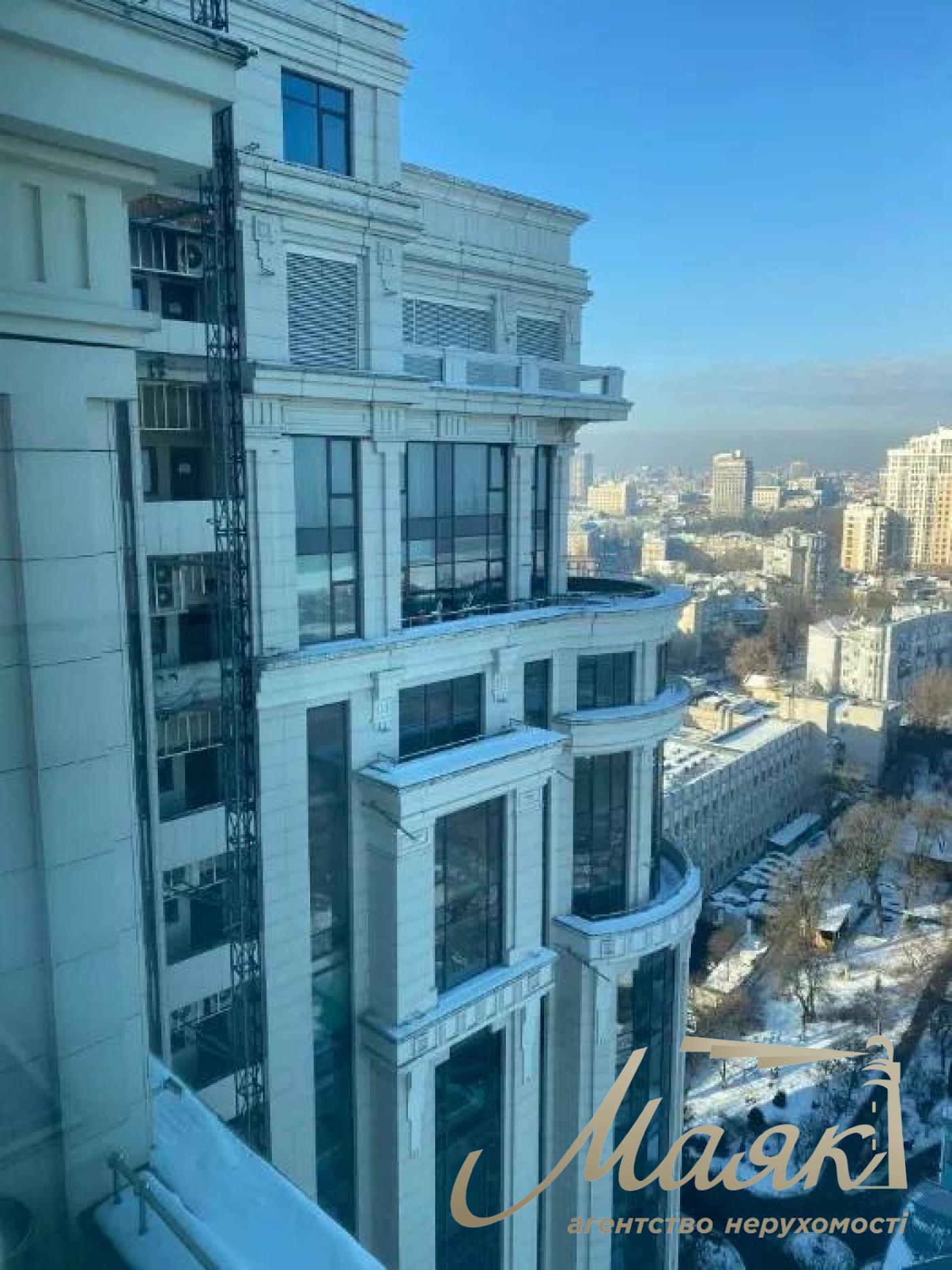 Sale of premium housing in the Diamond Hill residential complex