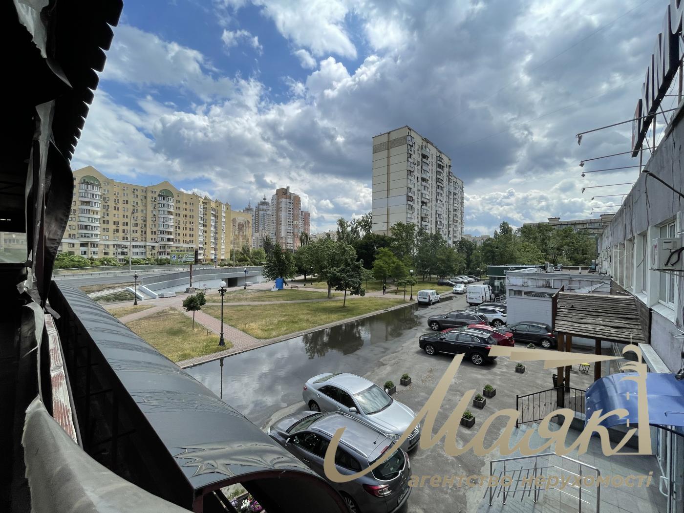 Аренда ресторана 630м2, 2 этажа, Оболонь!