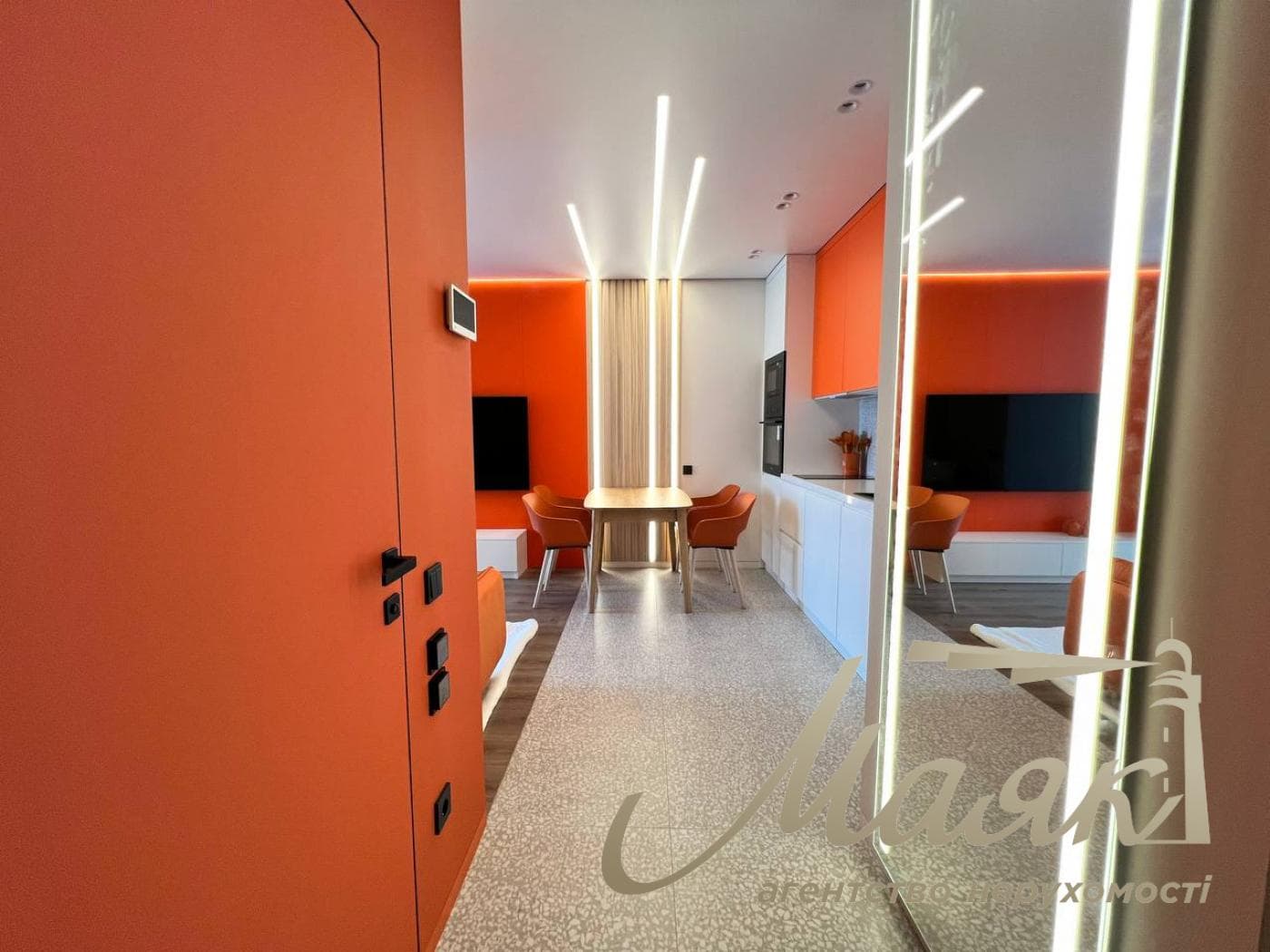 2-room apartment for sale, 40 m², Slavutich Residential Complex.
