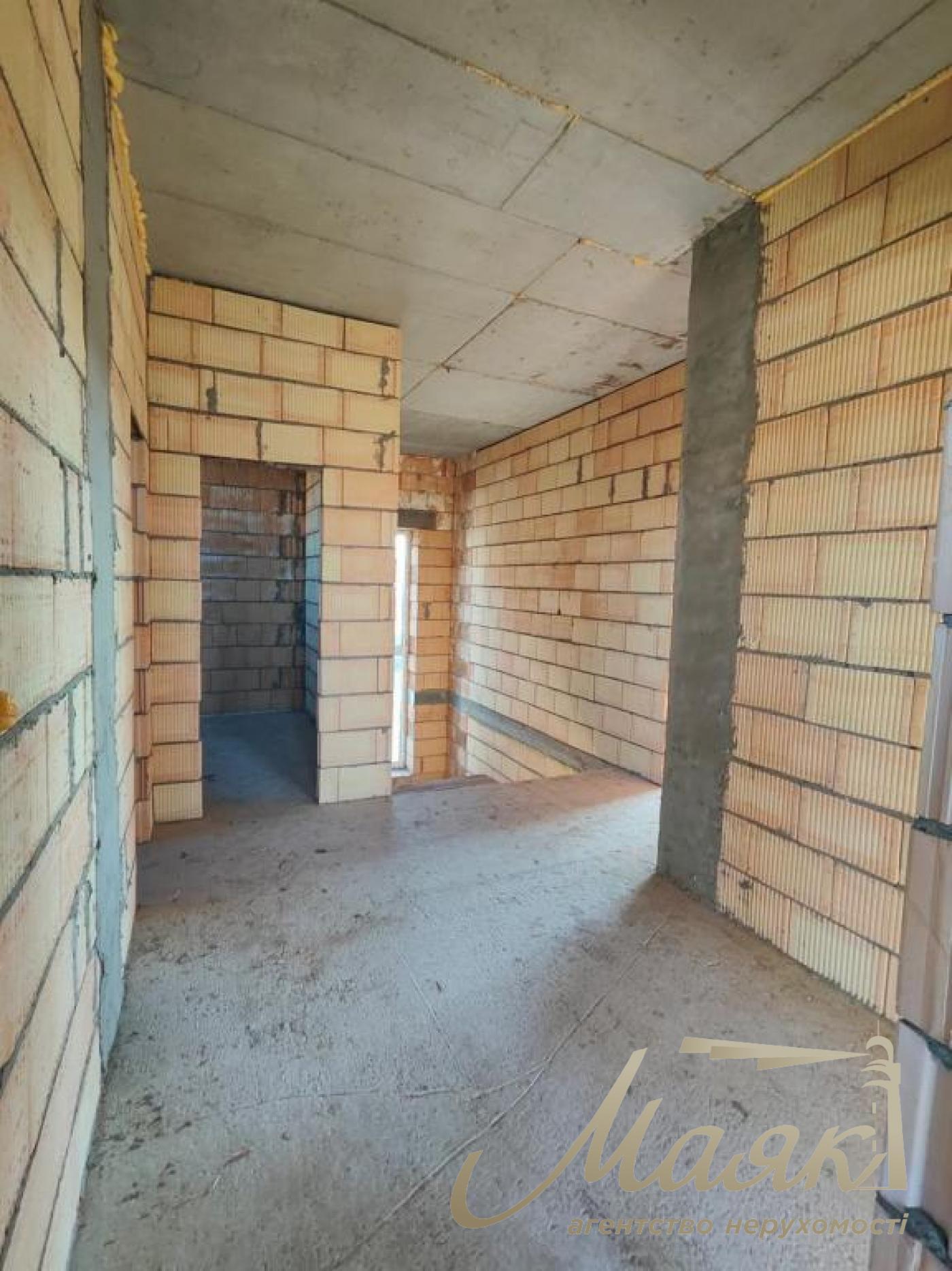 Продаж сучасного 2-поверхового будинку 200 м² на ділянці 8 соток, 5 хвилин від набережної в СМТ Козин/Конча заспа