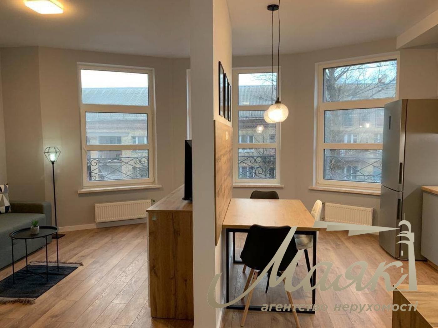 Rent a 44 m² studio apartment in the "52 Zhemchuzhina" residential complex at 17 Boychuka St., Pechersk