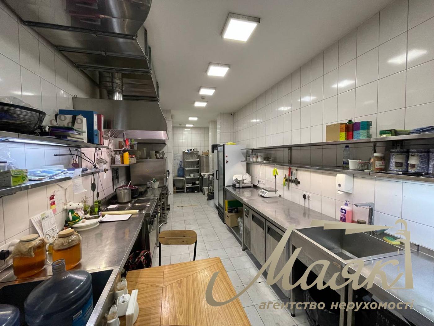 Оренда приміщення під кафе або ресторан 100м2 у центрі, вул. Антоновича