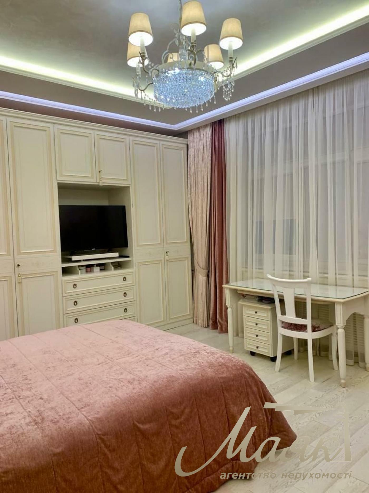 Продаж 4к квартири бульвар Лесі Українки, Печерськ