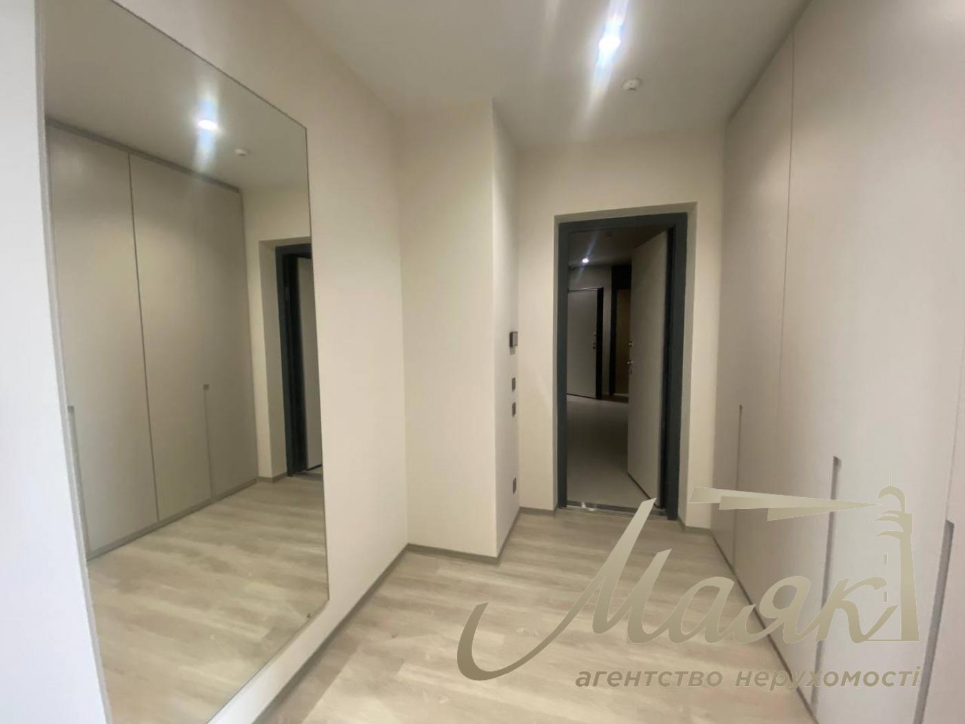 Rent of a 3-room apartment in the Atlantic residential complex at 118 Antonovich Street.