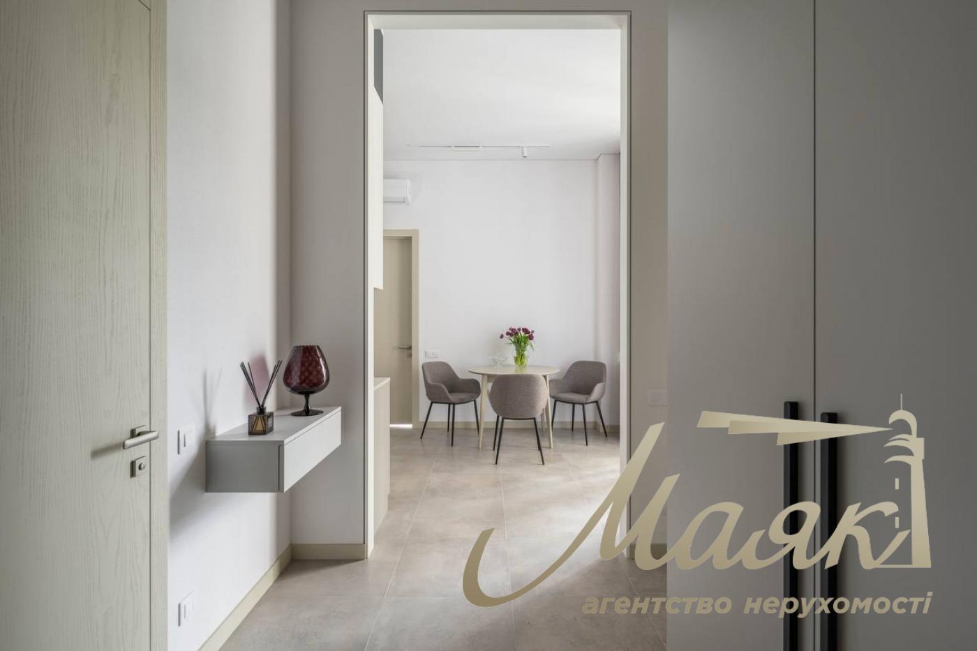 Продаж 2к квартири 63 м2 у клубному будинку Hidden