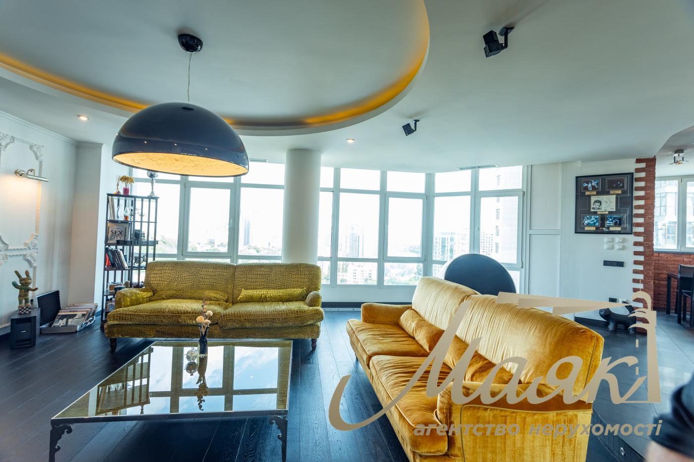 Rent 180m2 view apartment in LCD Novopecherskie Lipki, Andriy Verkhoglyada/Dragomirov Street 5, Pechersk, Kyiv