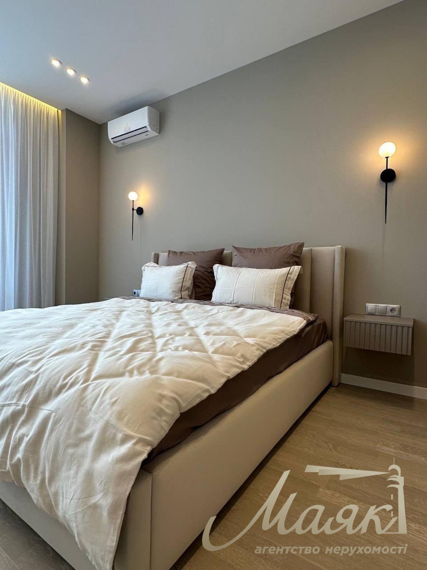 Продаж квартири 120 м2 у преміум ЖК Бульвар фонтанів
