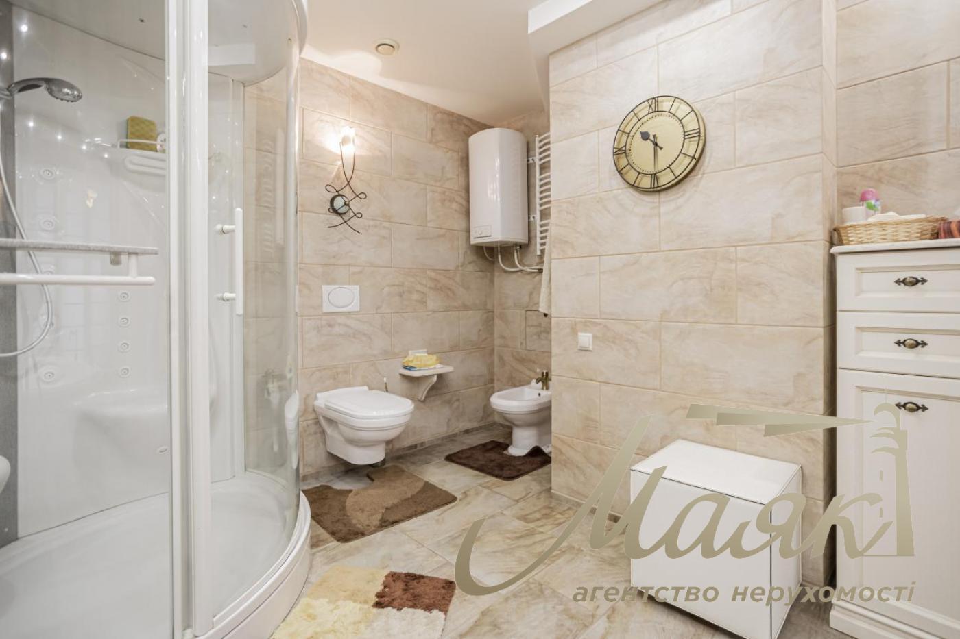 Продаж 4-х кімнатної квартири, 160 м2 у ЖК Diplomat Hall Дипломат Хол Жилянська