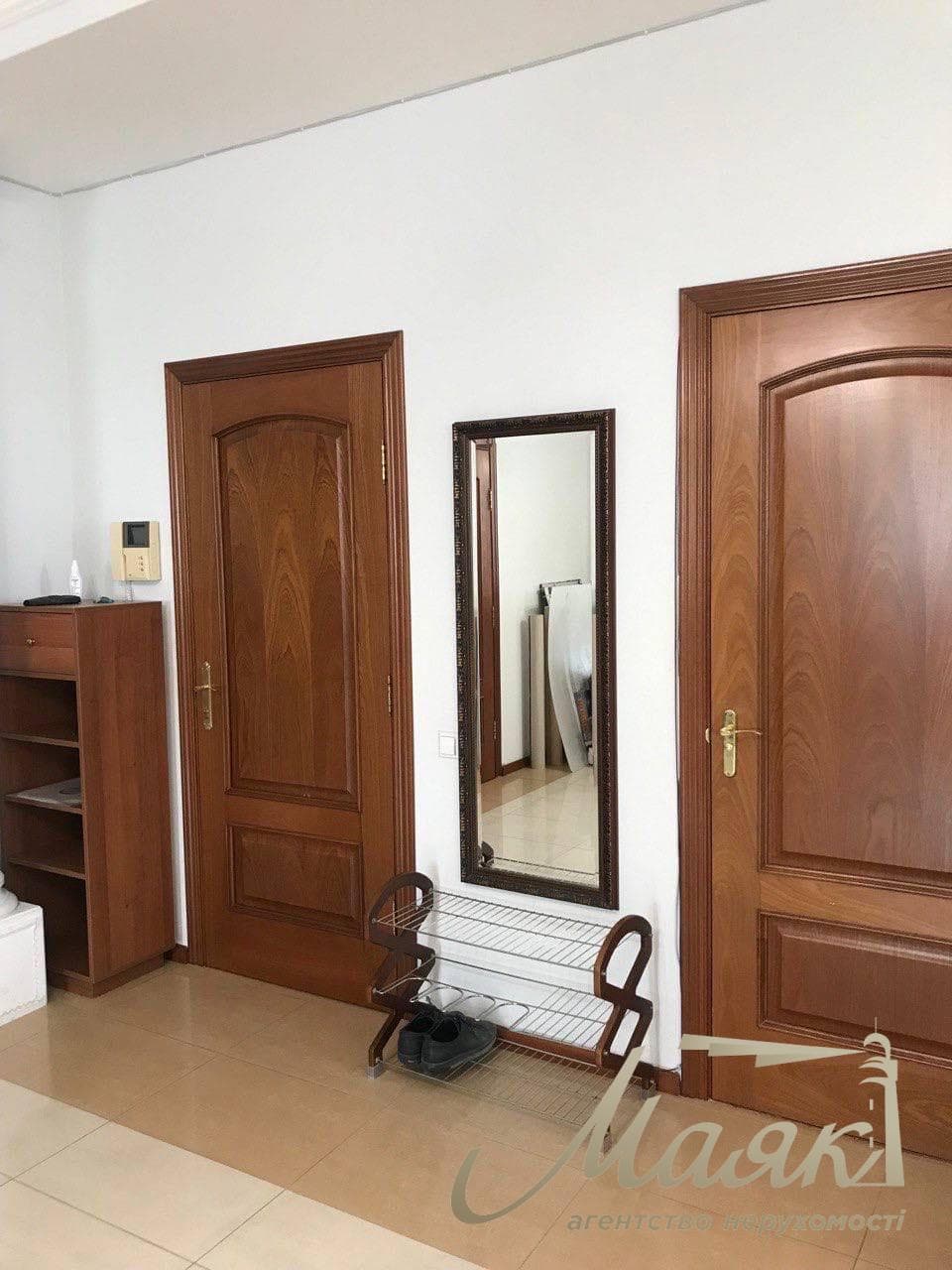 3-room apartment for rent at 12E Ivasyuka Ave., Obolonska Embankment.