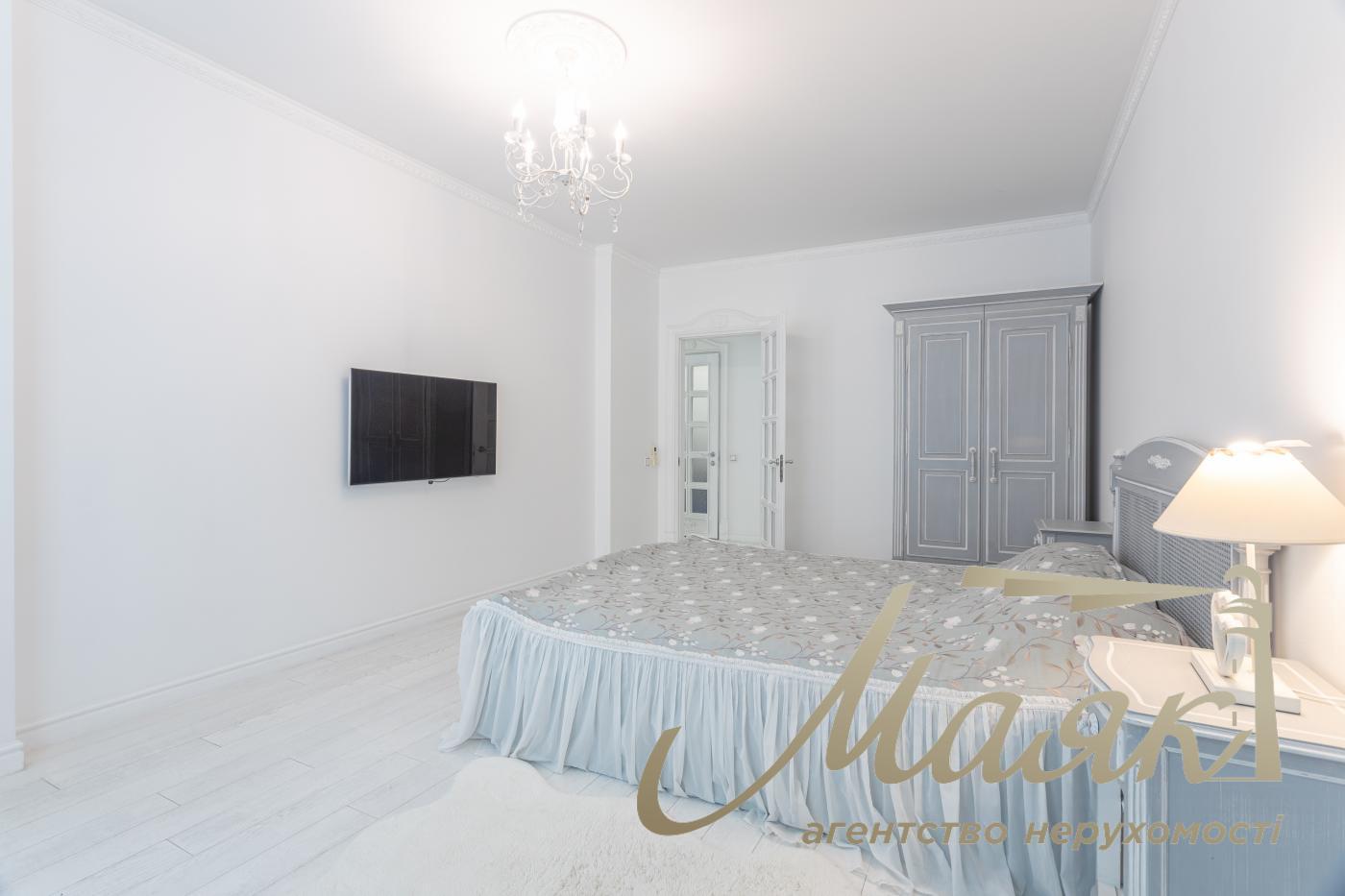 Продаж 3 кімнатної квартири в ЖК Park Avenue, пр-т Голосіївський