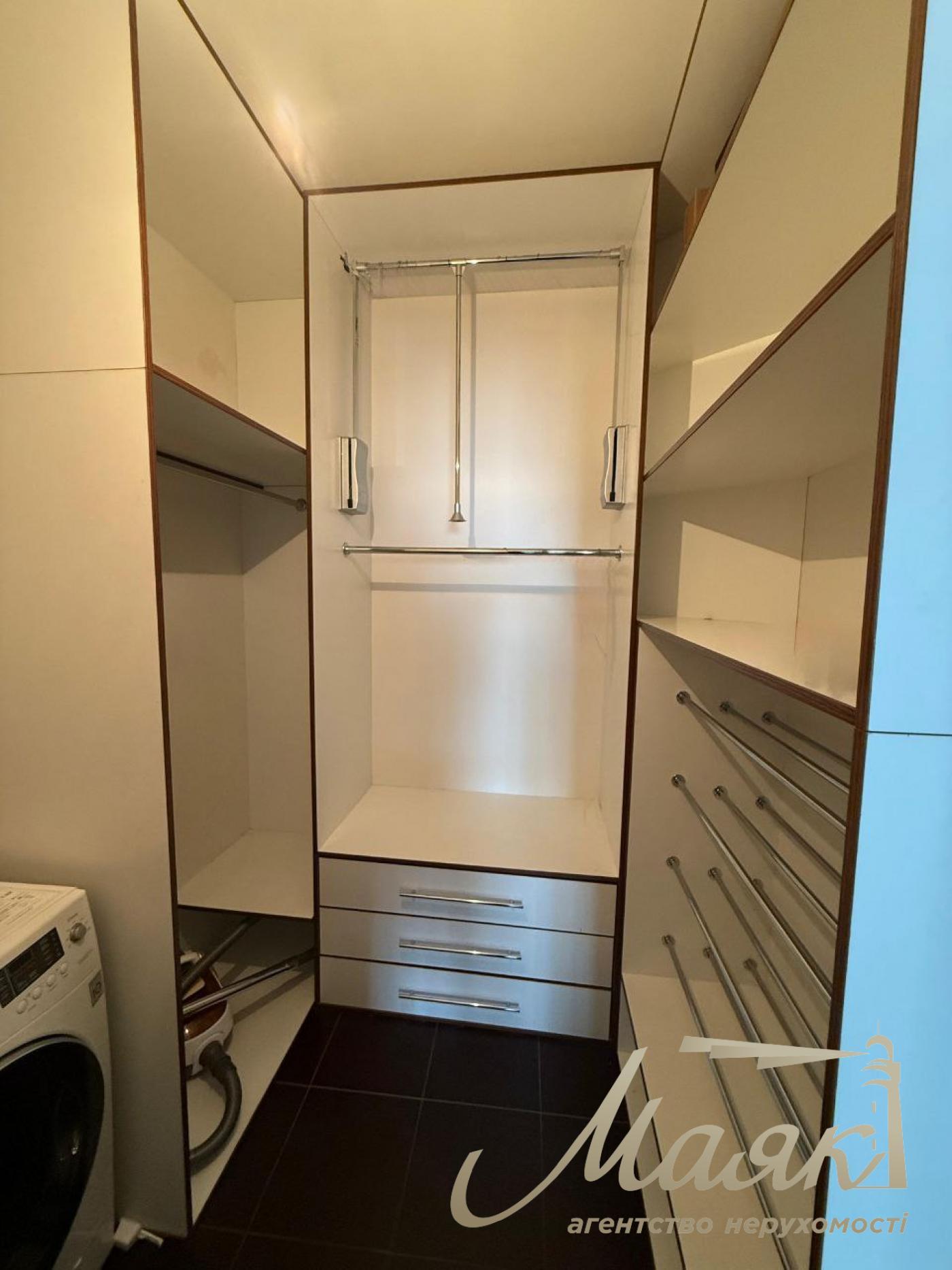 Rent 2k apartment in LCD Silver Breez, Dniprovska embankment 1