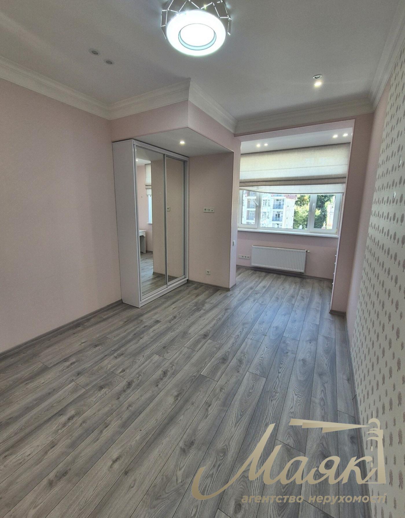 Rent duplex 3-bedroom apartment 150m2 Residential Complex Podol Grad str. Degtyarnaya 7