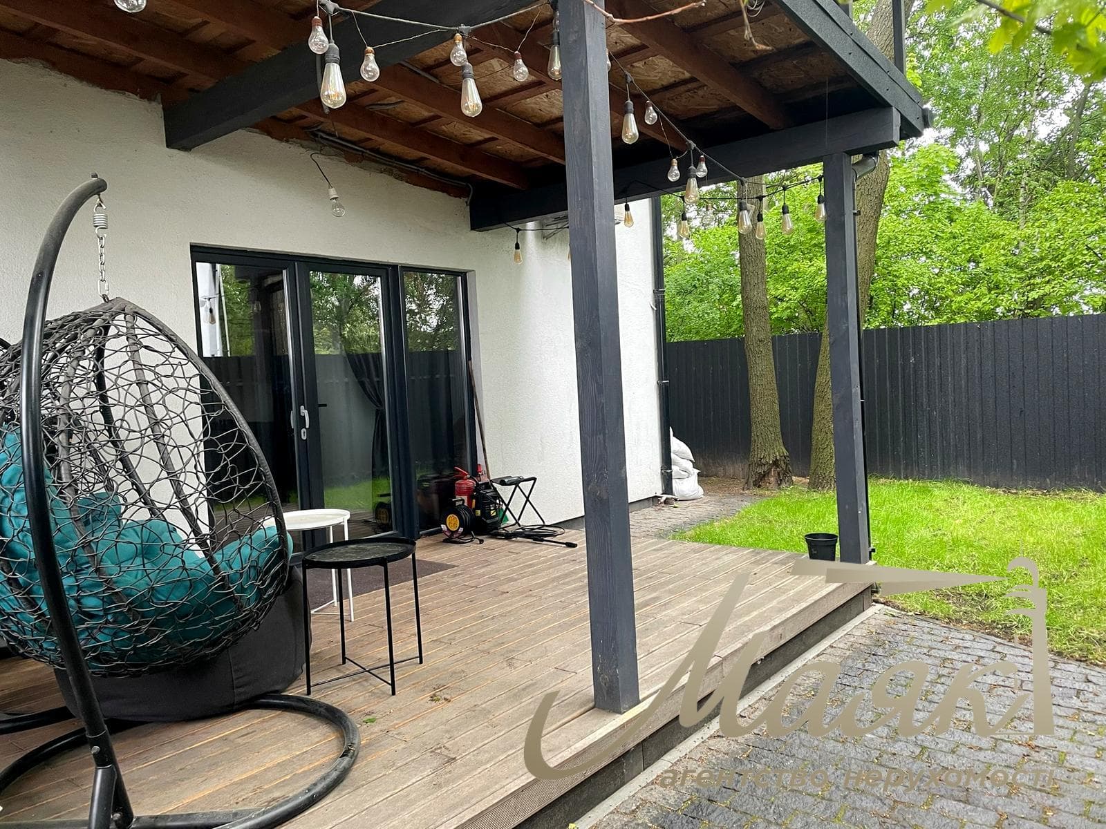For sale duplex 114m2 in LCD Mallorn, Kryukovshchyna village, Yaroslavskaya street, 5B, Kyiv-Svyatoshinsky district.