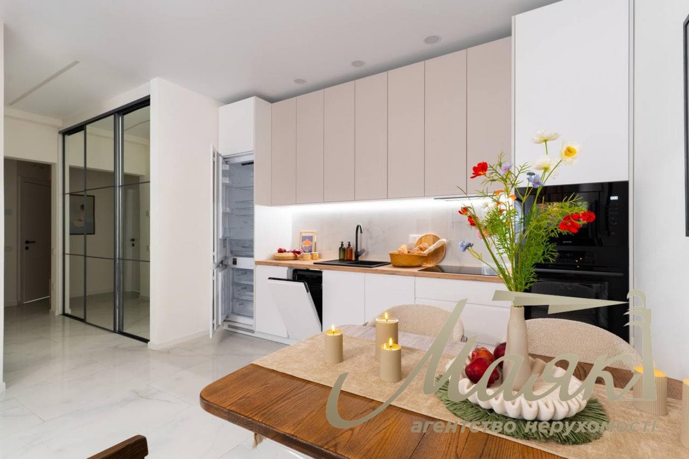 Продаж 2-кімнатної квартири площею 66 м², ЖК «Нова Англія»