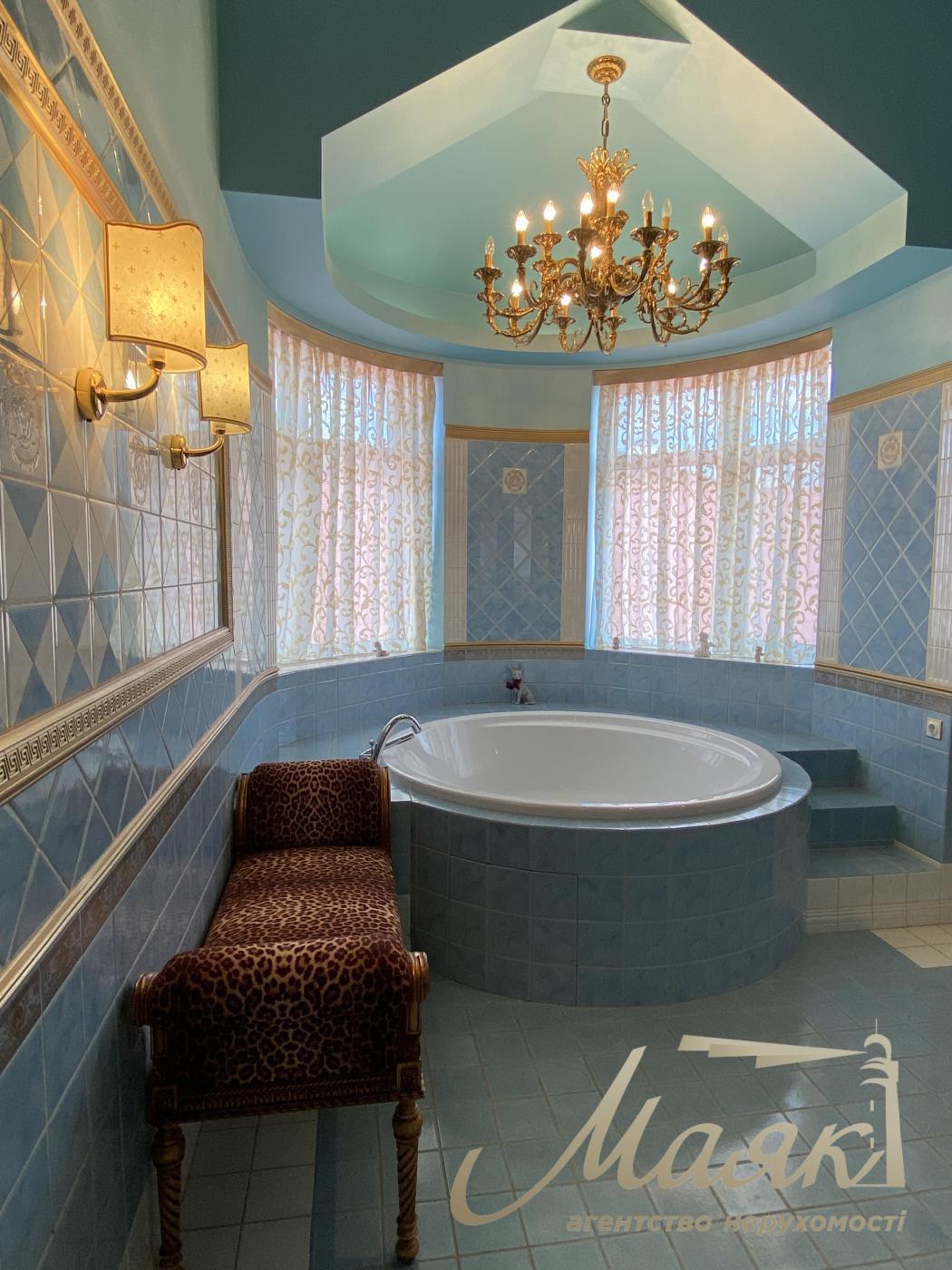 Rent of 2-storey house 781m2, KG Dneprovskaya Volna, Kozin