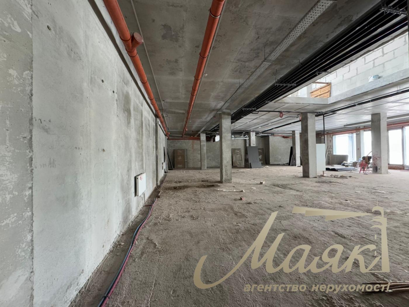 Rent a facade of 700m2 for a restaurant, Bridge, Slavutich