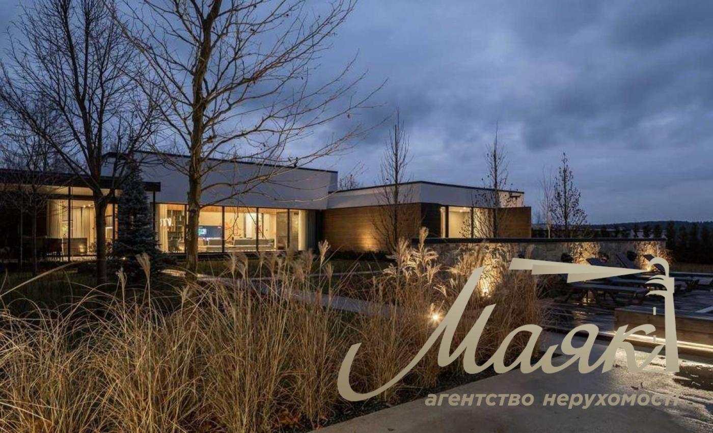 Sale of house 500m2 in the village of Lesniki