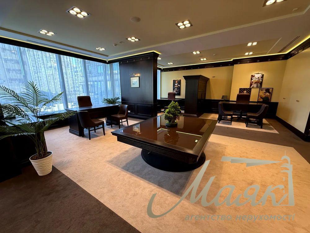 Office space for rent 120 m2 in Obolon Residence Minskskaya Residential Complex