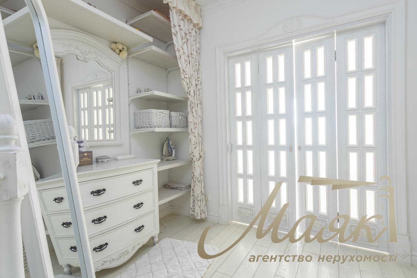 Продаж 3 кімнатної квартири в ЖК Park Avenue, пр-т Голосіївський