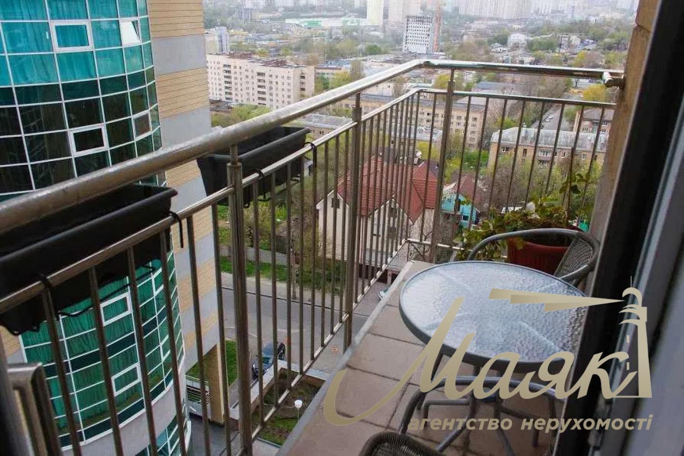 Оренда 4-х Кімнатної Квартири 160м2 ЖК Тріуфм Звіринецька 59 , Печерськ, Київ