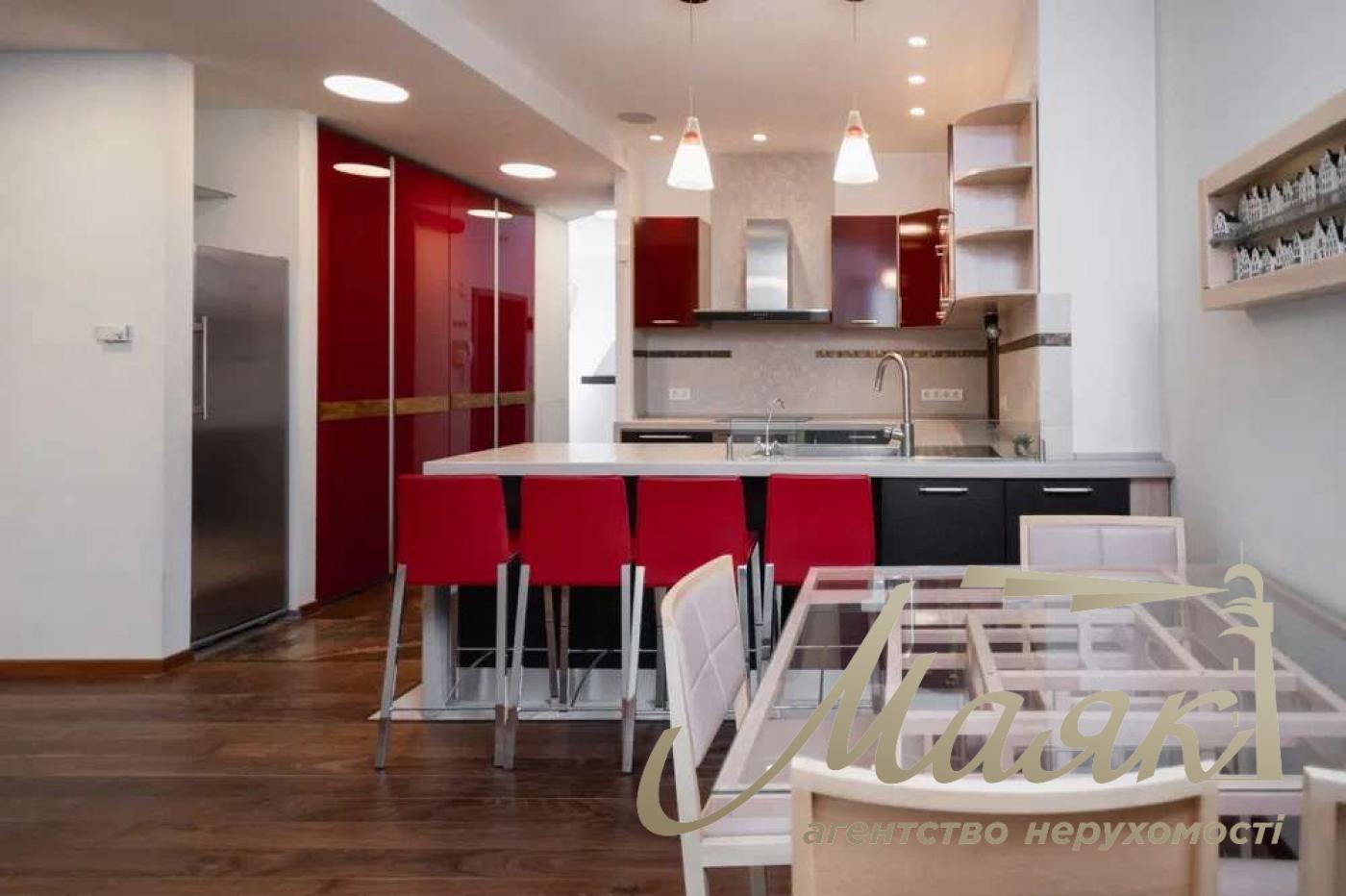 Продаж 4к-квартири 195 м2 вул. Панаса Мирного, 17 Печерський район