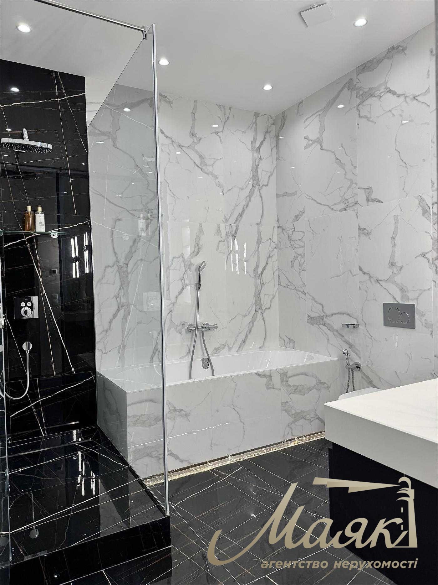 Аренда дизайнерской 3х-комнатной квартиры 85м2 в ЖК Новопечерские Липки, ул. Михаила Драгомирова, 15Б, Печерский район.