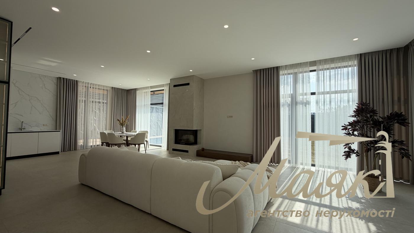 Продаж 2-х поверхового будинку 200м2, КМ Нова Ходосівка