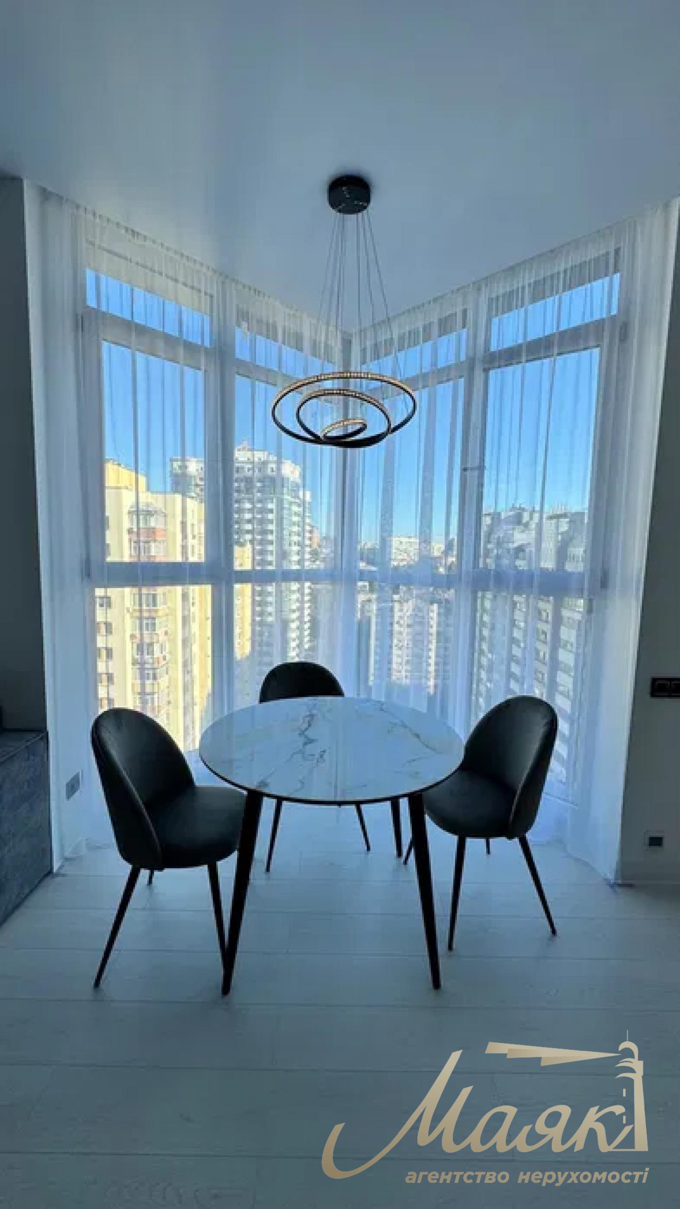 Продаж 3-кімнатної квартири ЖК Delmar, вул. Верхогляда (Драгомирова)