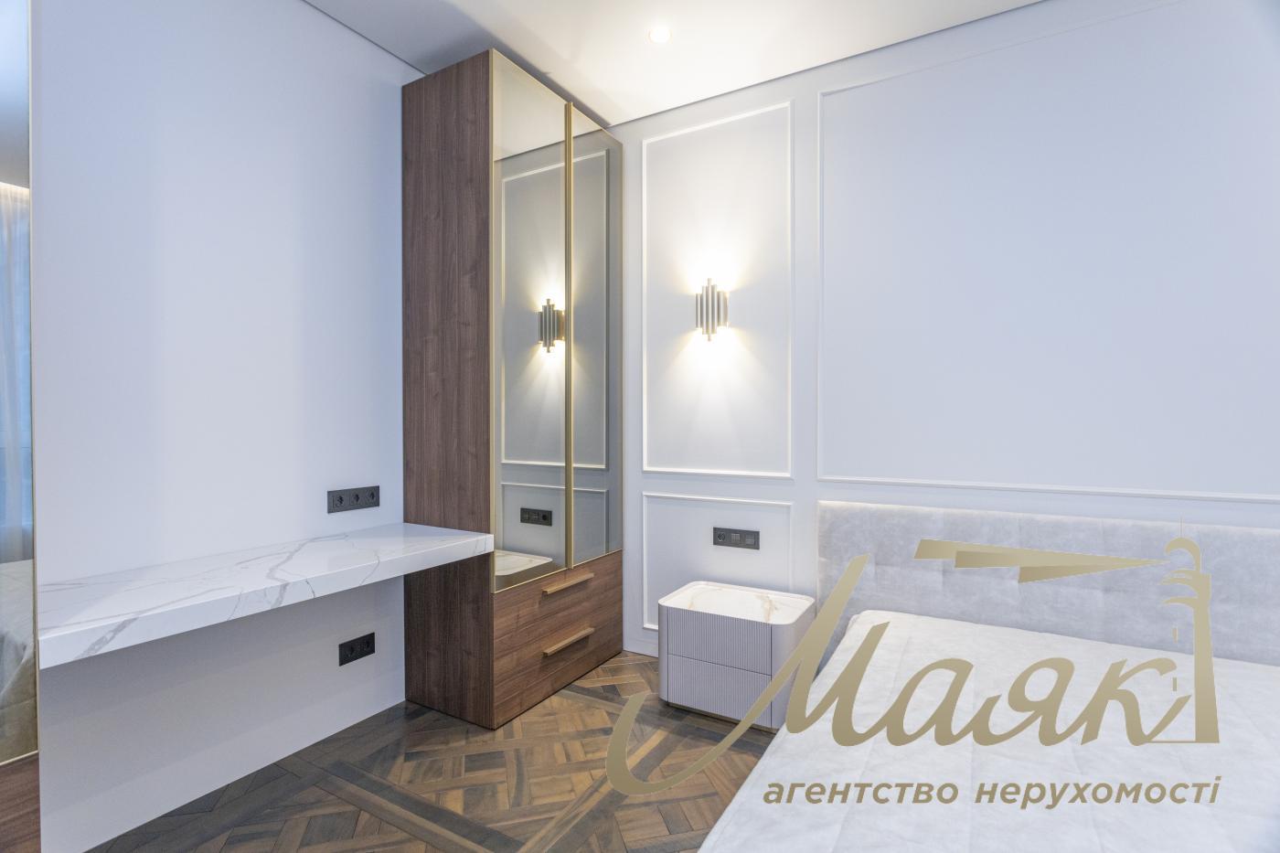 Продажа 2к квартиры 50м2, ЖК Французский квартал 2, ул. Джона Маккейна, Печерський район.