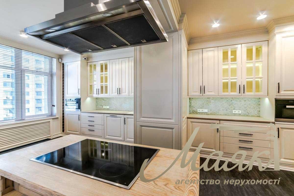 For sale 9-room penthouse with terrace in LCD "Novopecherskie Lipki", Pechersky district, Kiev, 660 m²