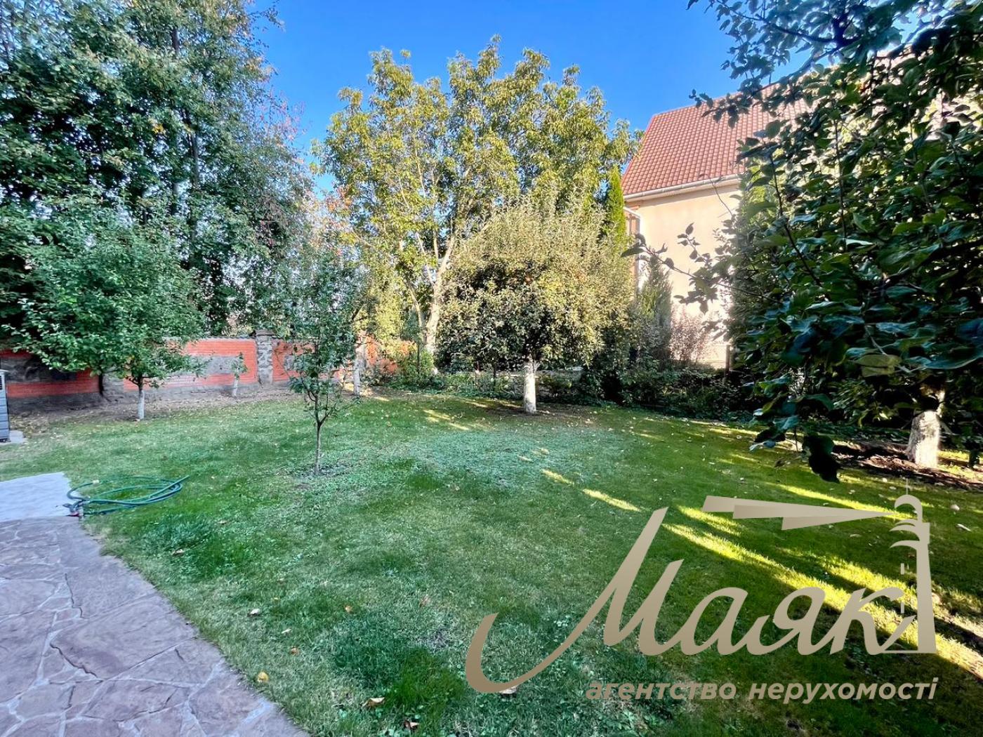 Продаж будинку 550м2 у с. Крюківщина, під Києвом