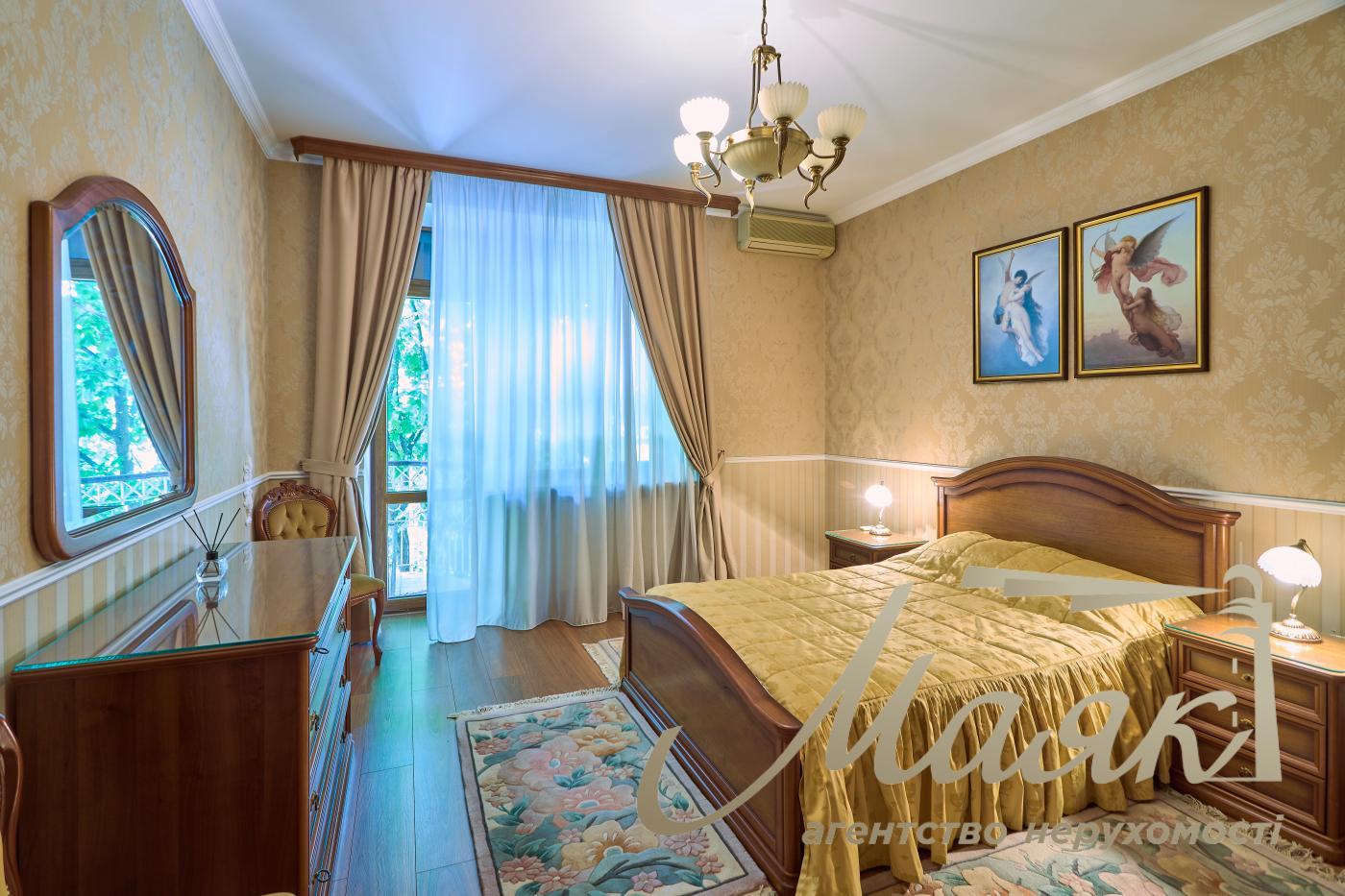 Rent 3-room apartment 142m2 on the street. Kudryavskoy, 13-19, Shevchenkovsky district, Kyiv