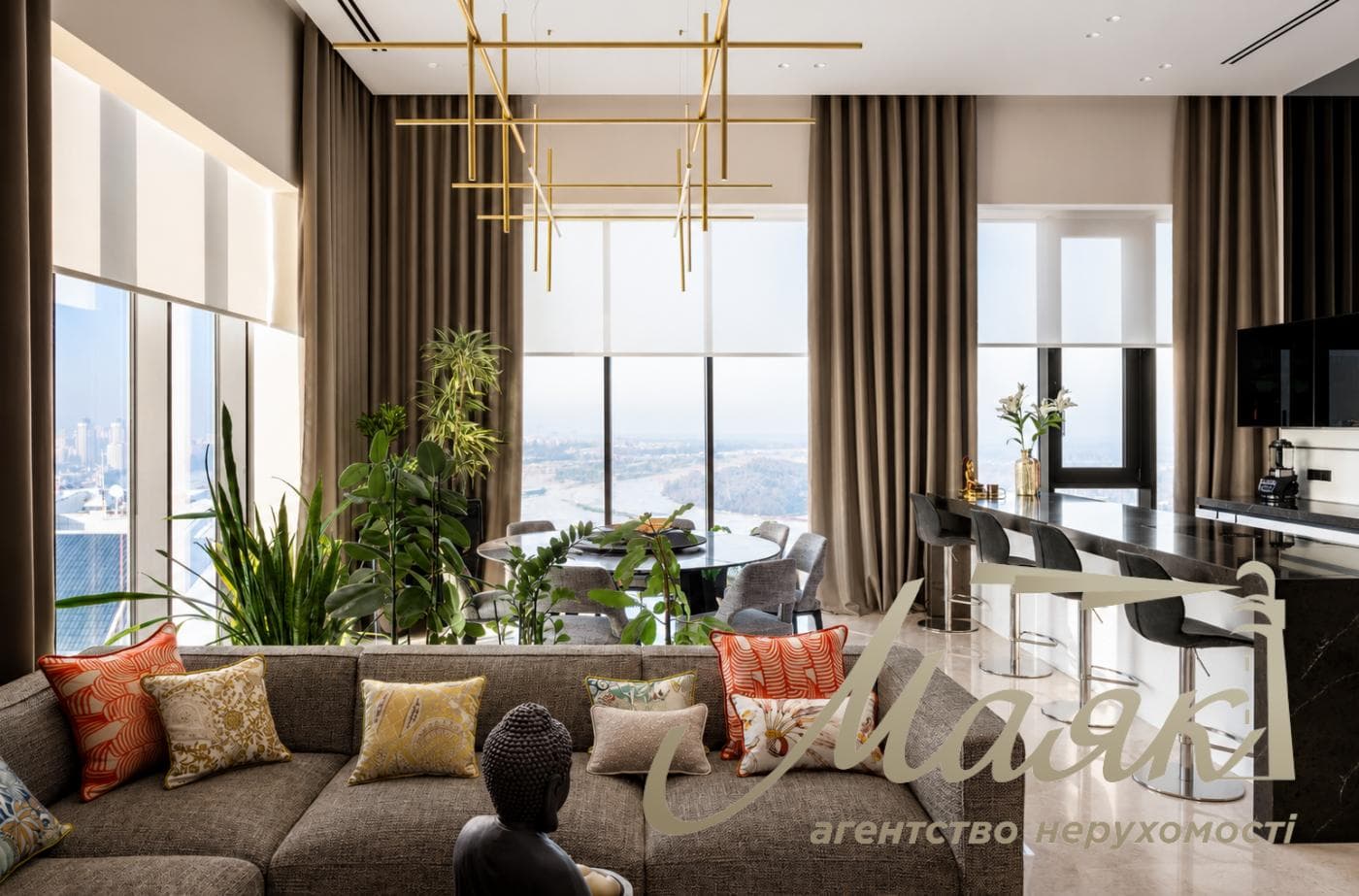 Exclusive 245 m² penthouse with a view for sale in the “Parus” residential complex, 1 Obolonska Embankment