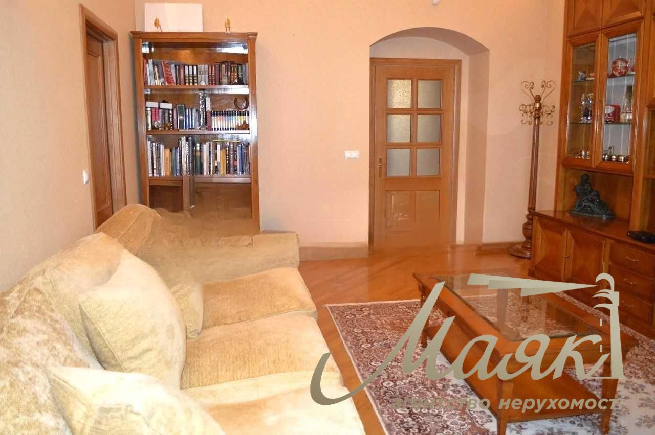 Продаж 2-комнатной квартиры 65.2м2 ул. Банковая, 1, рядом с Администрацией Президента